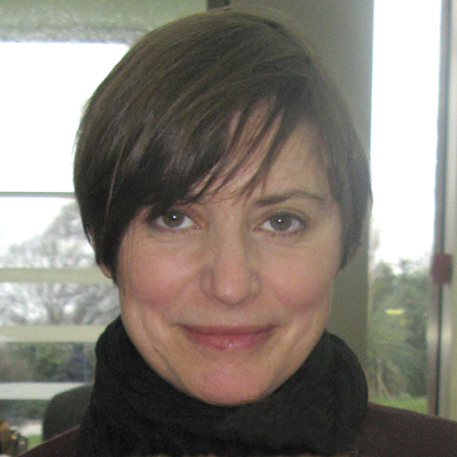 Ms Lucy Reynolds