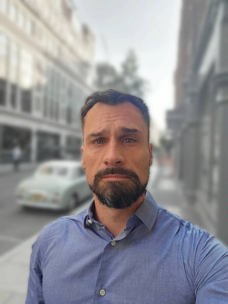 Dr Andrea Martina